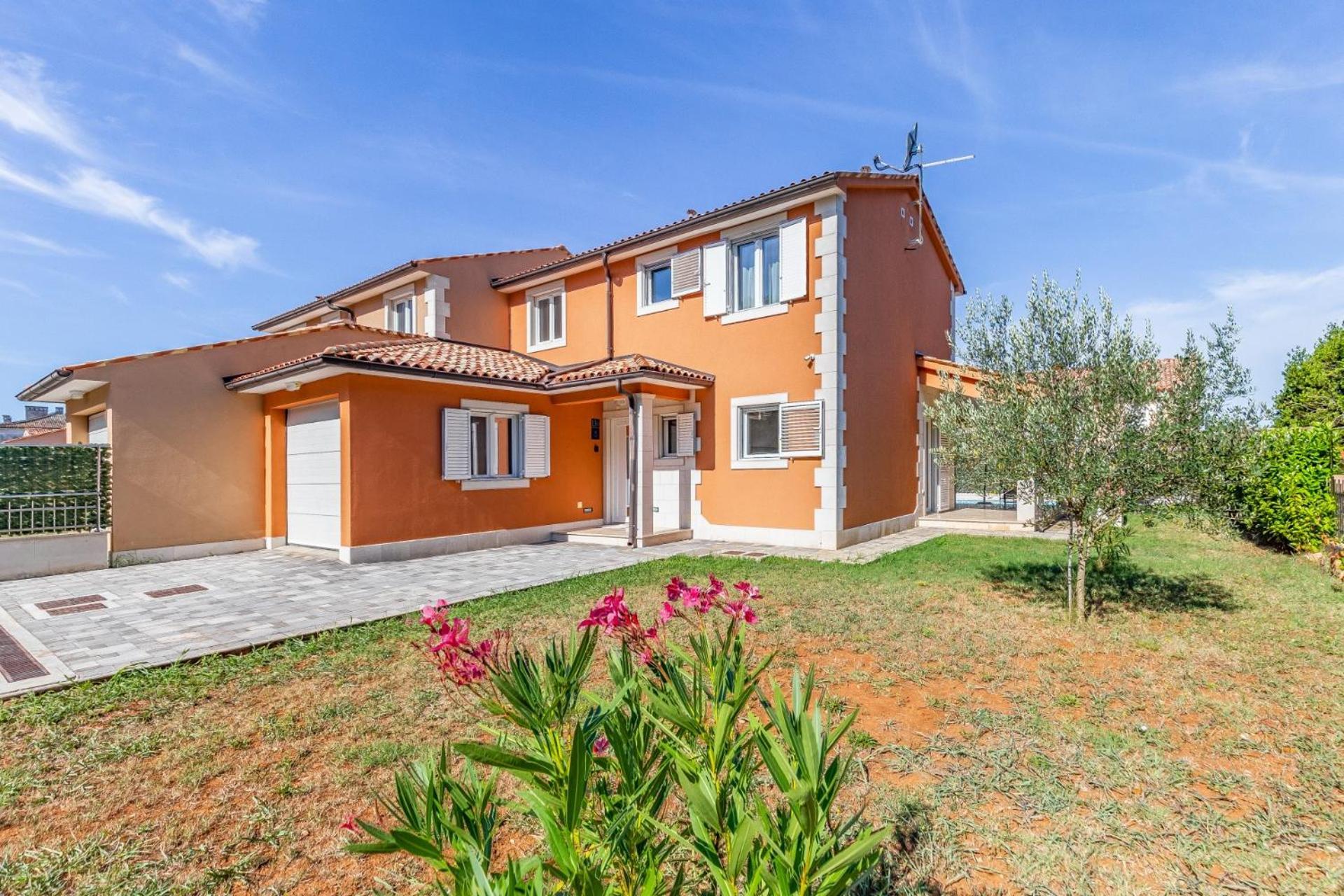 Villas Lotus With Pool And Jacuzzi PUY 외부 사진