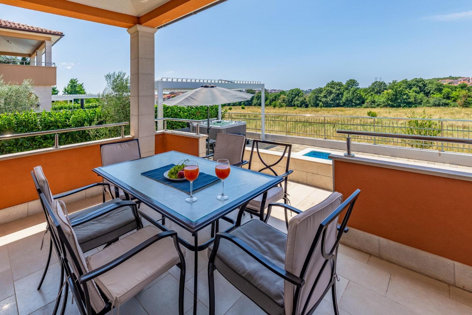 Villas Lotus With Pool And Jacuzzi PUY 외부 사진